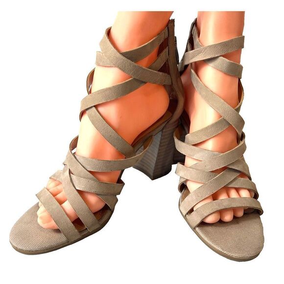 Franco Sarto Womens Sz 8.5 M Strappy Chunky Heels Open Toe Sandals Beige Leather - Picture 2 of 11